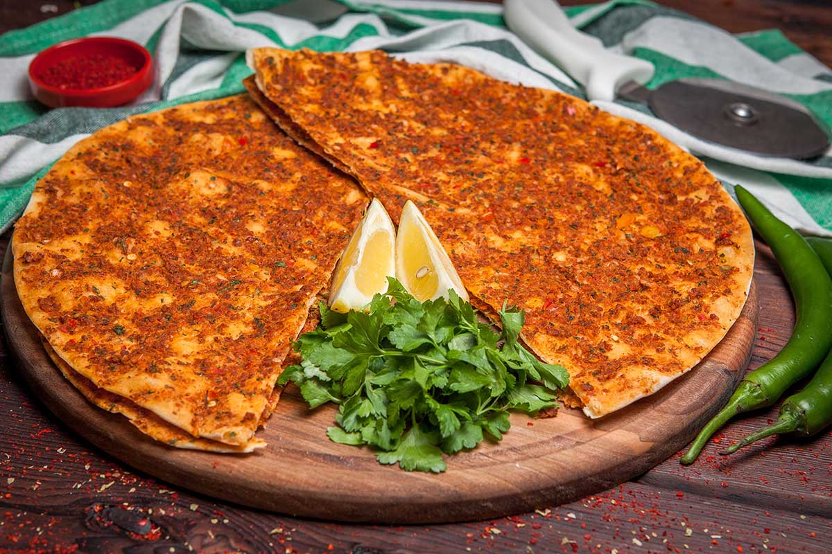 Lahmacun cuisine turque