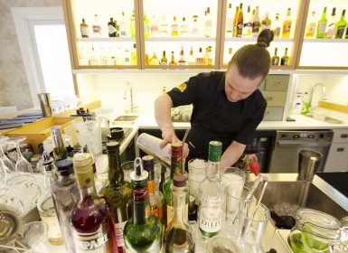Pinella Bar
