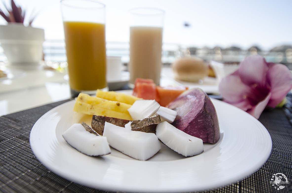 Que mange-t’on à Tahiti et ses îles ? Voici une sélection des plats typiques et des spécialités culinaires de Polynésie Française !